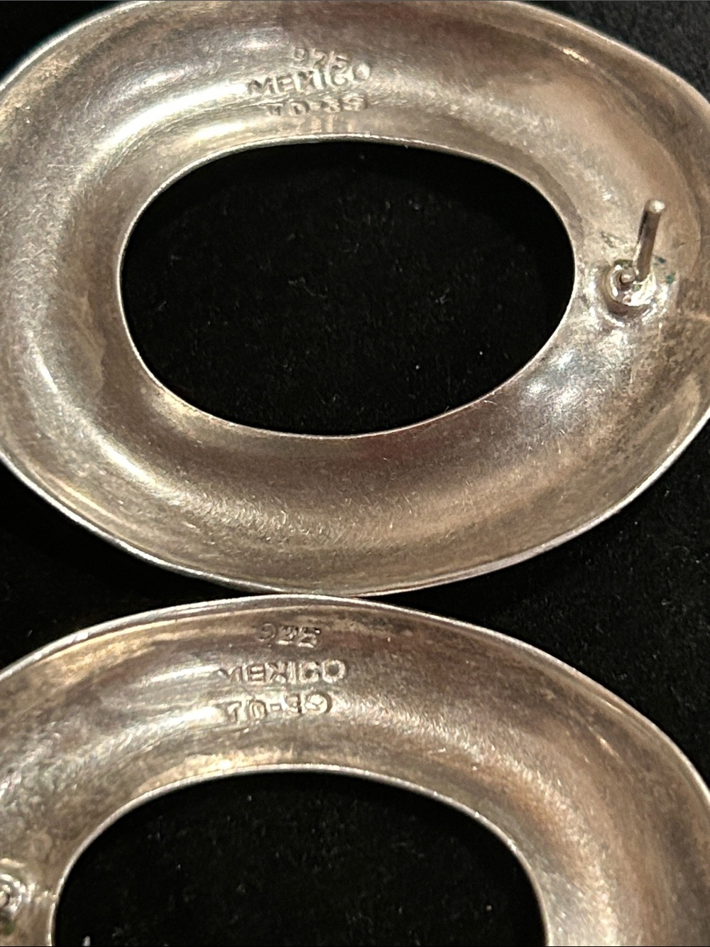 Silver earrings - Picture 2 of 3